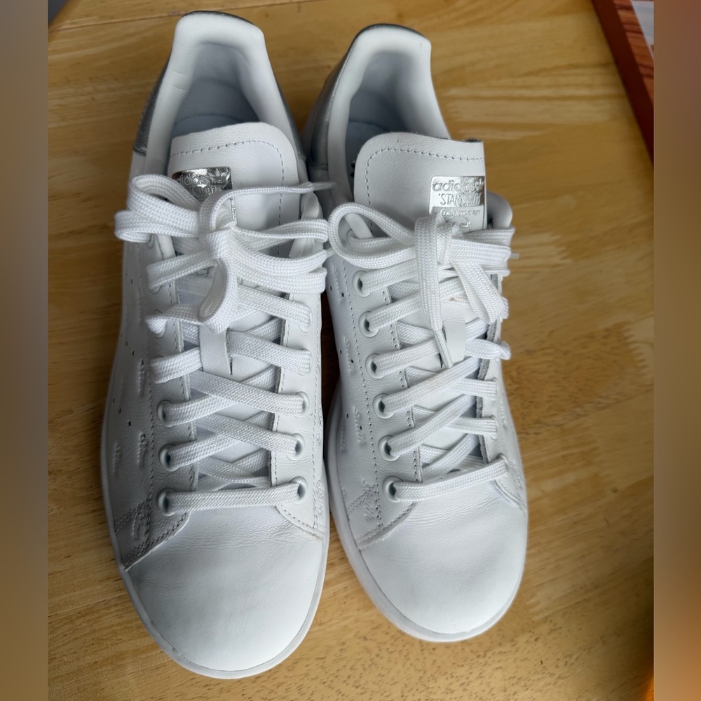 Adidas Women’s White Stan Smith Sneakers